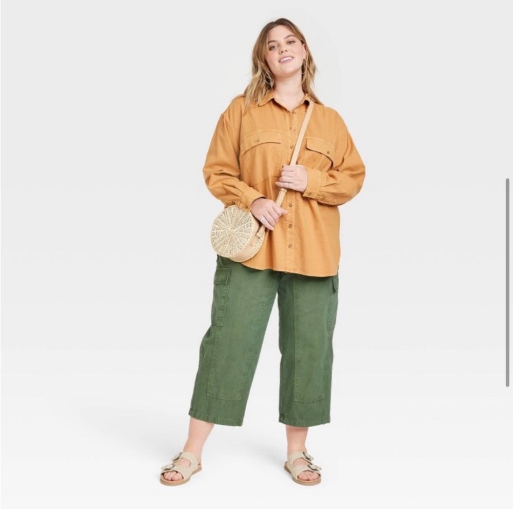 Womens Long-Sleeve Oversized Utility Button-Down shirt Shirt size XXL
